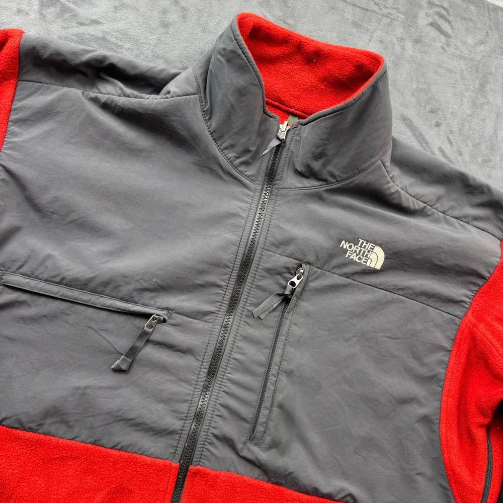 The North Face Denali Fleece Jacket Mens XL Red Grey Full Zip Colorblock Coat